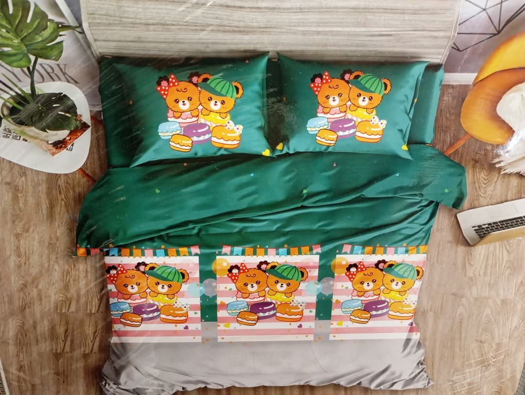 Vaikiškas patalynės komplektas 4-rių dalių 160x200