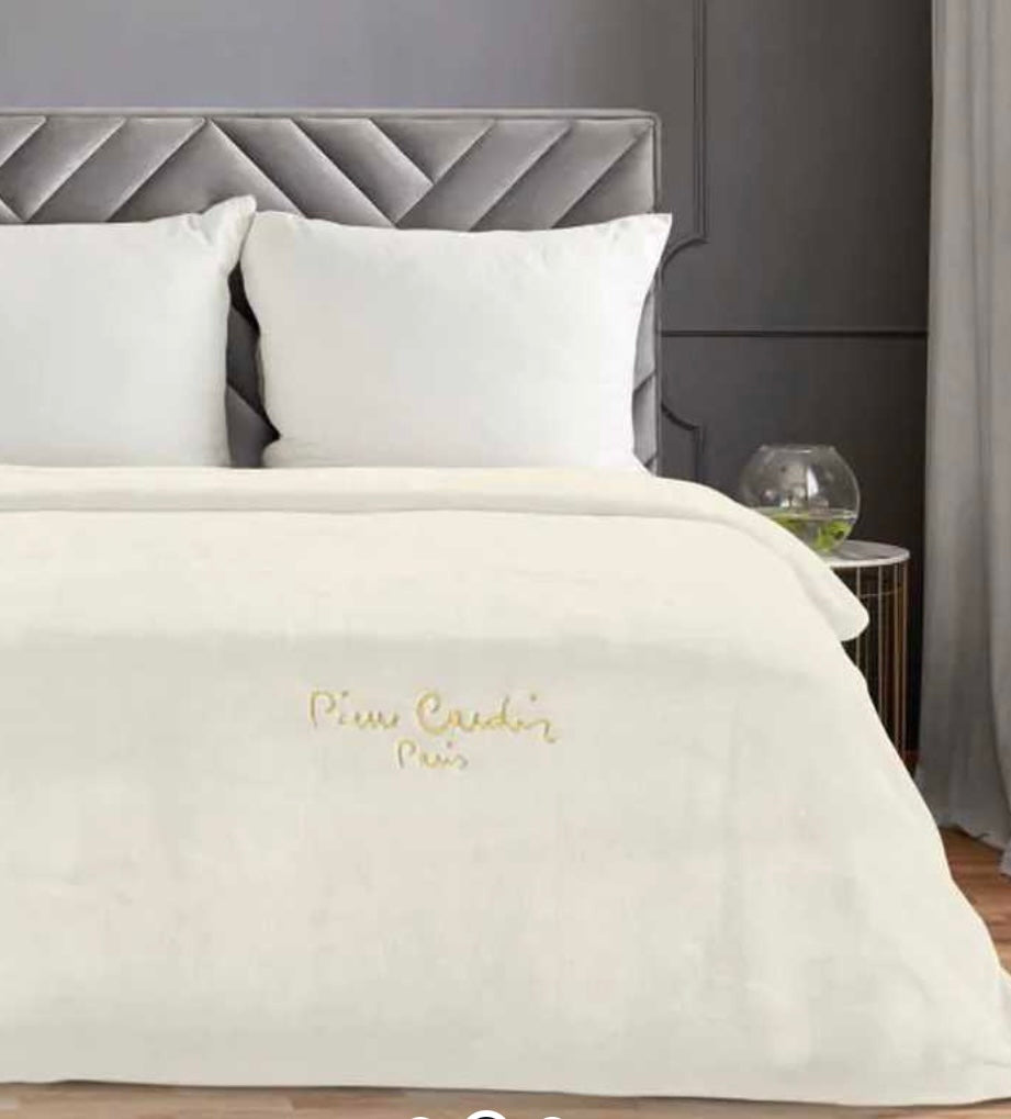 Dvigulis 220x200cm pliušinis patalynės komplektas 4 dalių&nbsp;